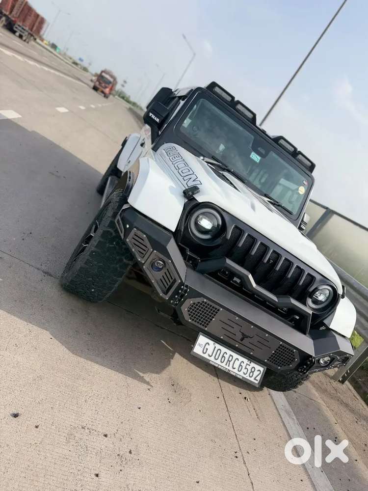 Mahindra Thar Roxx 2025 Petrol
