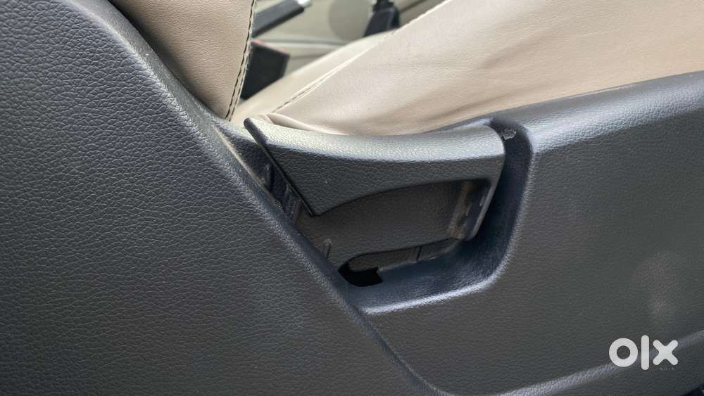 Mahindra Xuv300 W6, 2022, Petrol