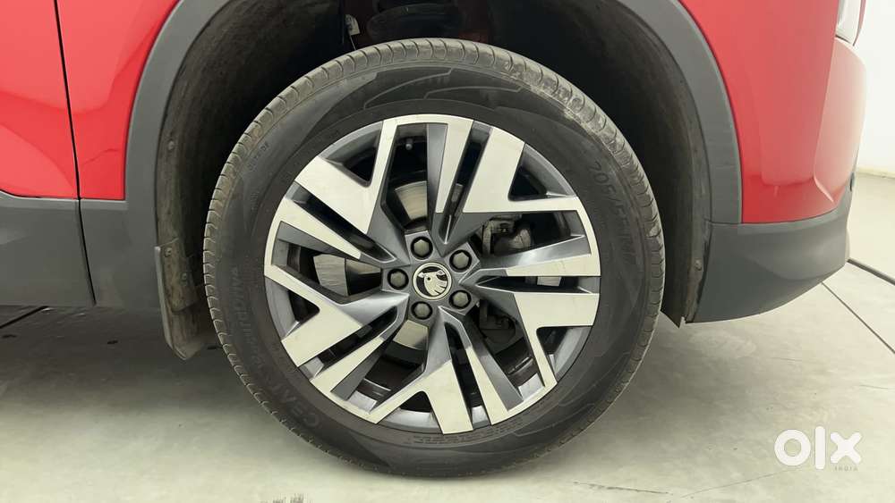 Skoda Kylaq Prestige, 2025, Petrol