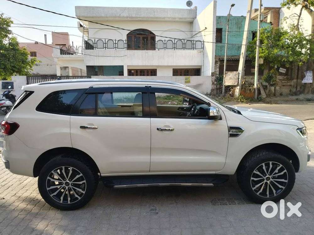 Ford Endeavour 2.2 Titanium 4x2 At, 2018, Diesel