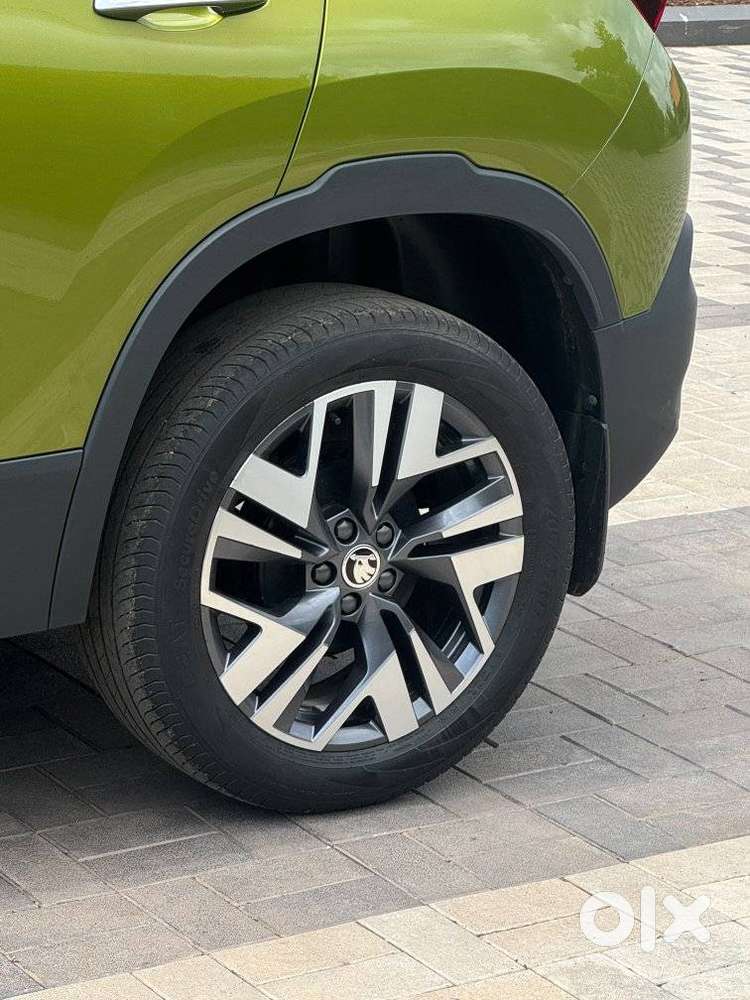 Skoda Kylaq Prestige At, 2025, Petrol