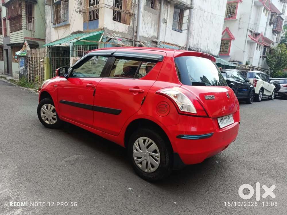 Maruti Suzuki Swift Vxi Bsiv, 2015, Petrol