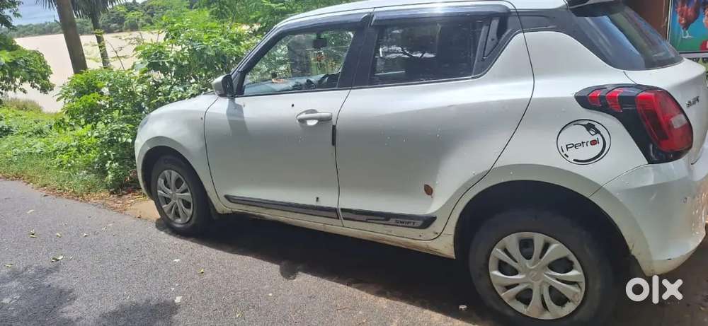 Maruti Suzuki Swift 2023 Petrol Manual