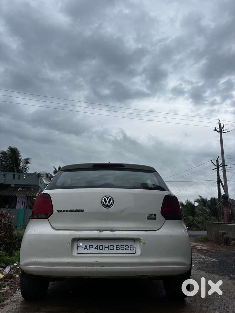 Volkswagen Polo Manual 2010