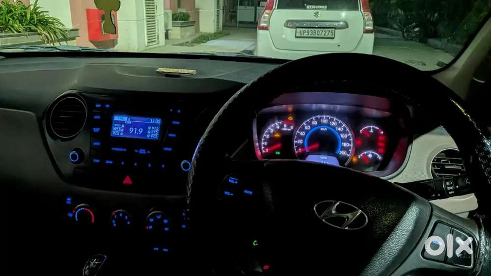 Hyundai Grand I10 Sportz 2015