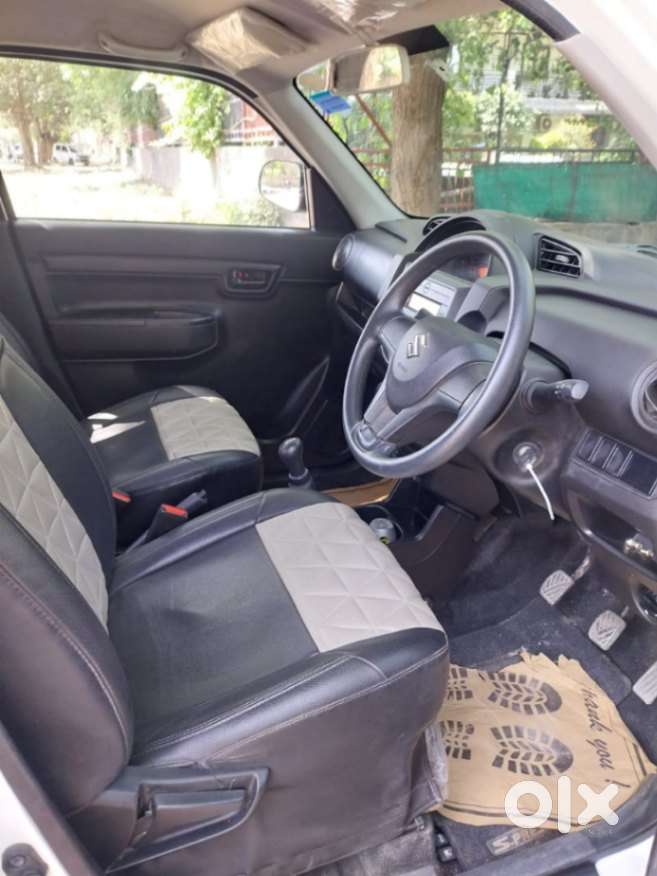 Maruti Suzuki S-presso Vxi Plus, 2022, Petrol