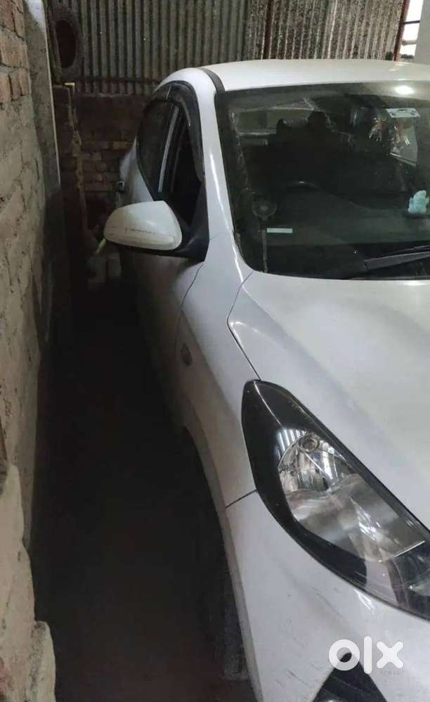 Hyundai Aura 2020 Diesel 70000 Km Driven