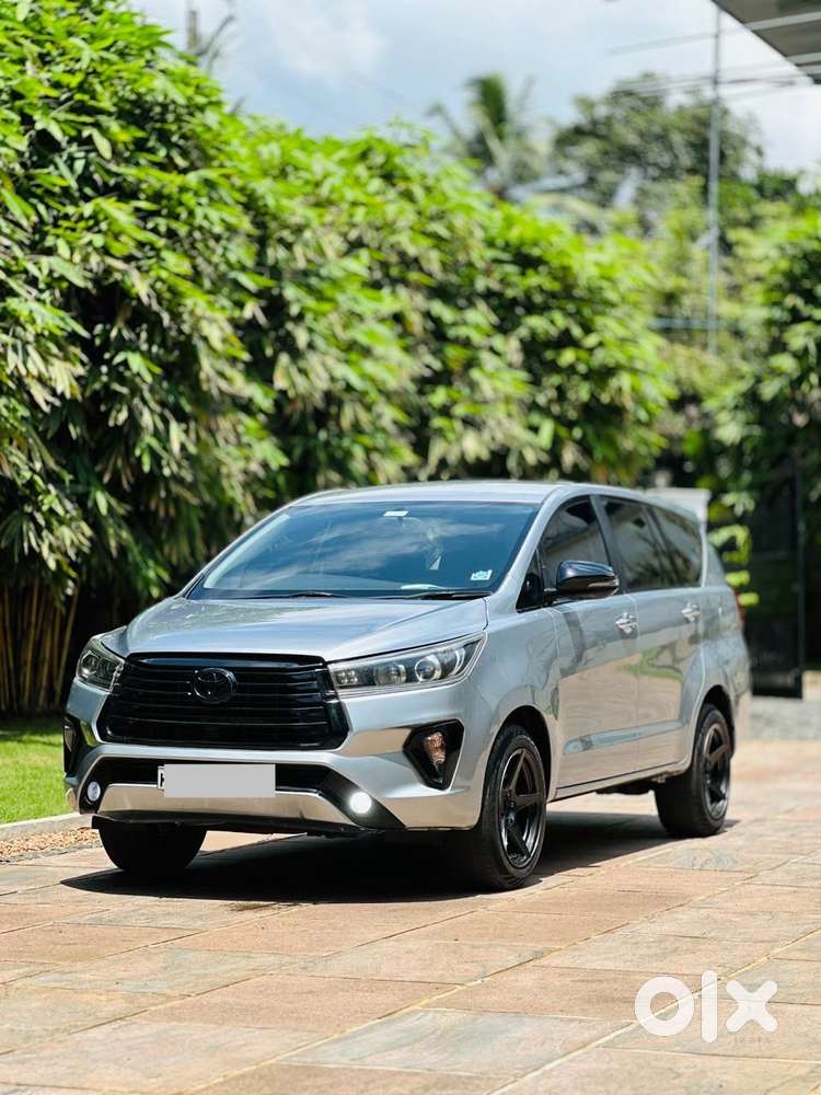 Toyota Innova Crysta 2.8z Automatic, 2017, Diesel