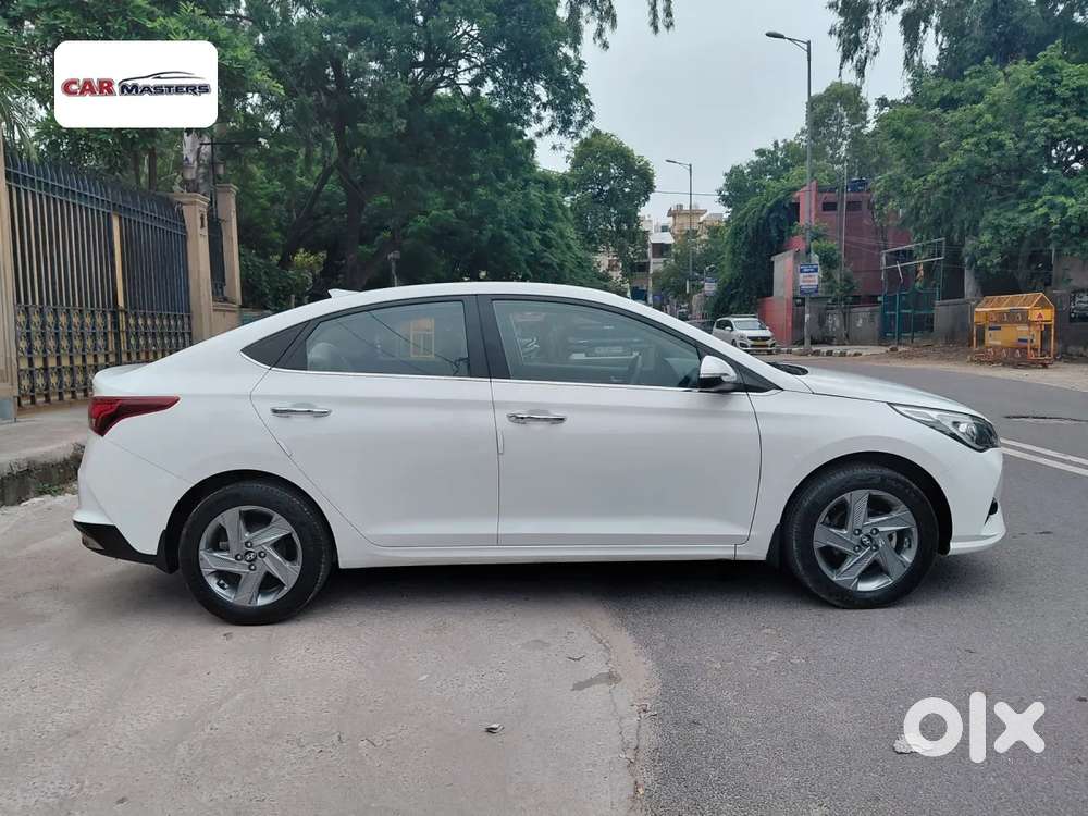 Hyundai Verna 1.5 Sx (o) Vtvt Ivt, 2023, Petrol
