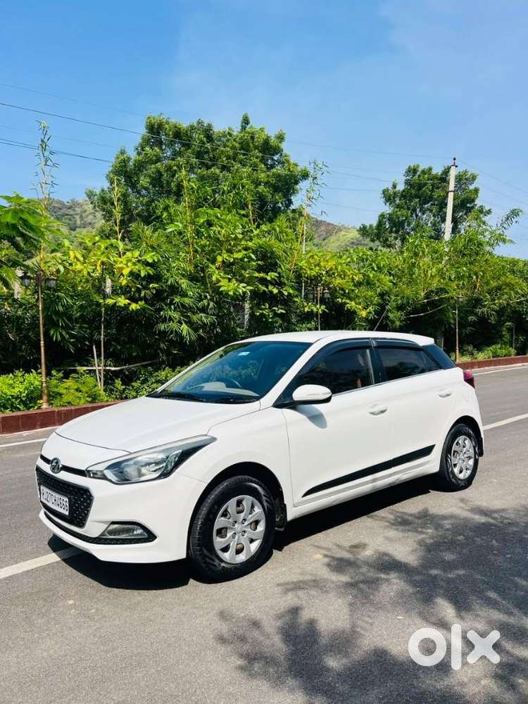 Hyundai Elite I20 Sportz (o) 1.2, 2016, Cng & Hybrids
