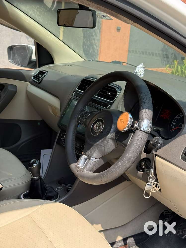 Volkswagen Vento Diesel Highline, 2013