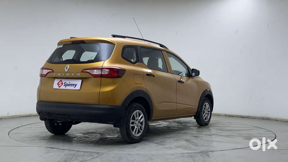 Renault Triber Rxl, 2022, Petrol