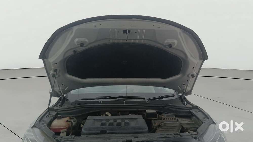 Mahindra Xuv700 2.0 Ax 7 Petrol At Str, 2023, Diesel
