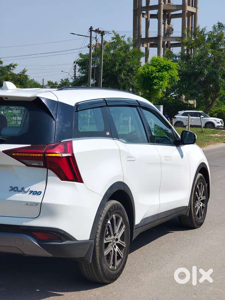 Mahindra Xuv700 2.2 Ax 7 Diesel At Str, 2021, Diesel