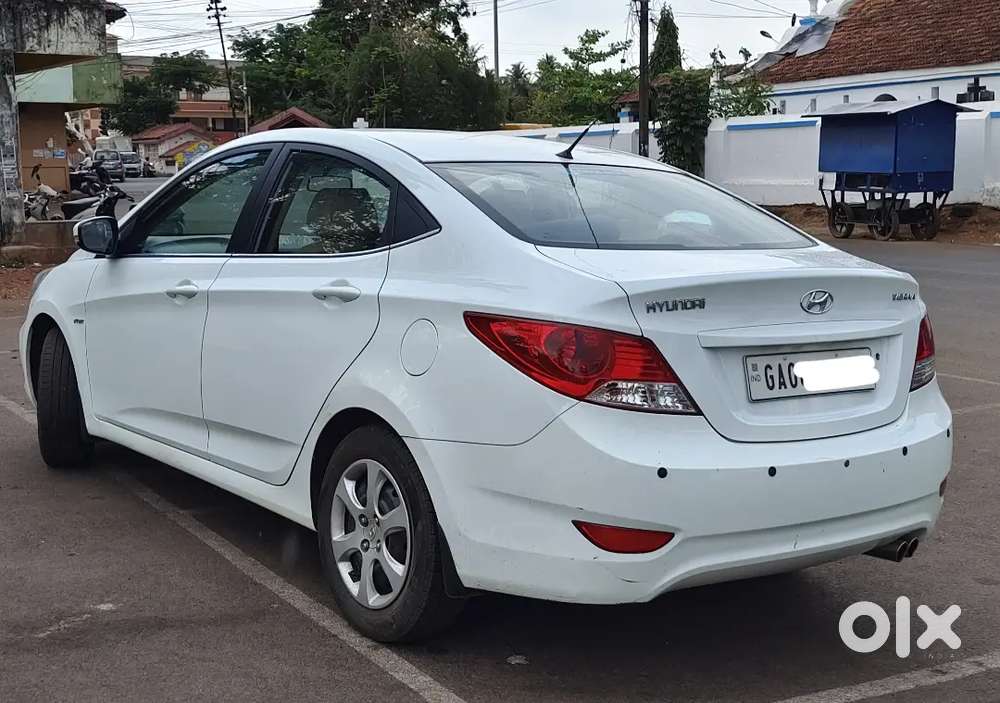 Hyundai Verna 2013 Petrol 49500 Km Driven Family Transfer