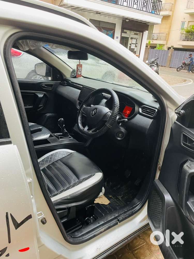 Renault Kiger 2023 Petrol Manual Year