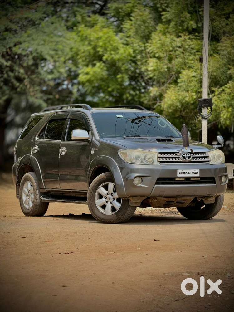 Toyota Fortuner Sportivo 4x4 Mt, 2010, Diesel