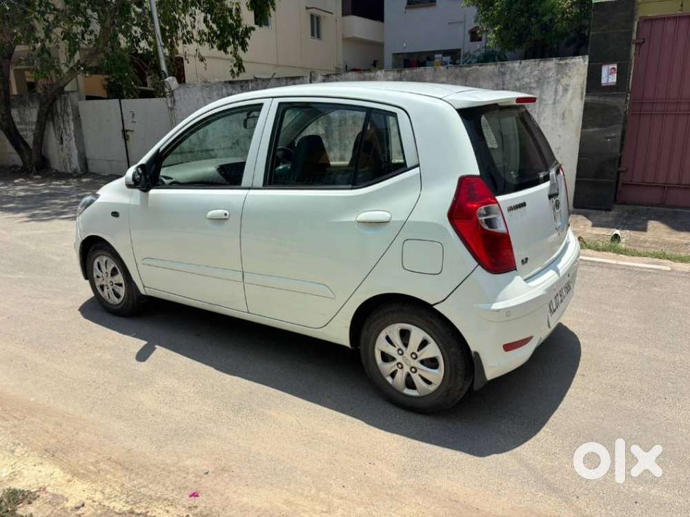 Hyundai I10 Sportz, 2012, Petrol