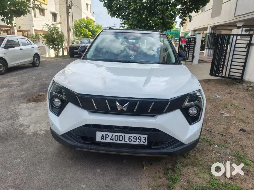 Mahindra Xuv300 2024 Diesel 25000 Km Driven