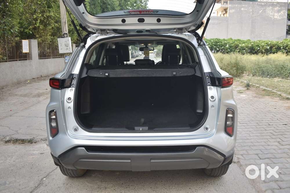 Toyota Urban Cruiser Hyryder 1.5 V Neo Drive At, 2023, Petrol