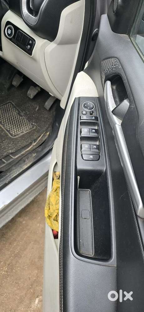 Kia Sonet 2021 Diesel Well Maintained