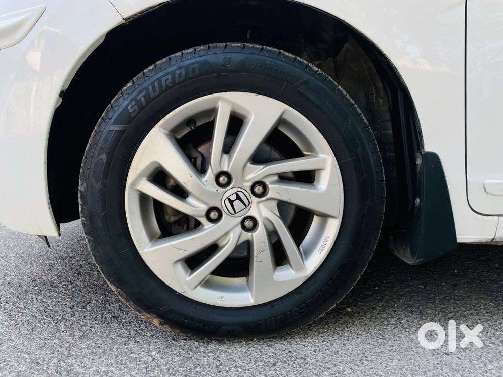 Honda Jazz V Cvt, 2017, Petrol