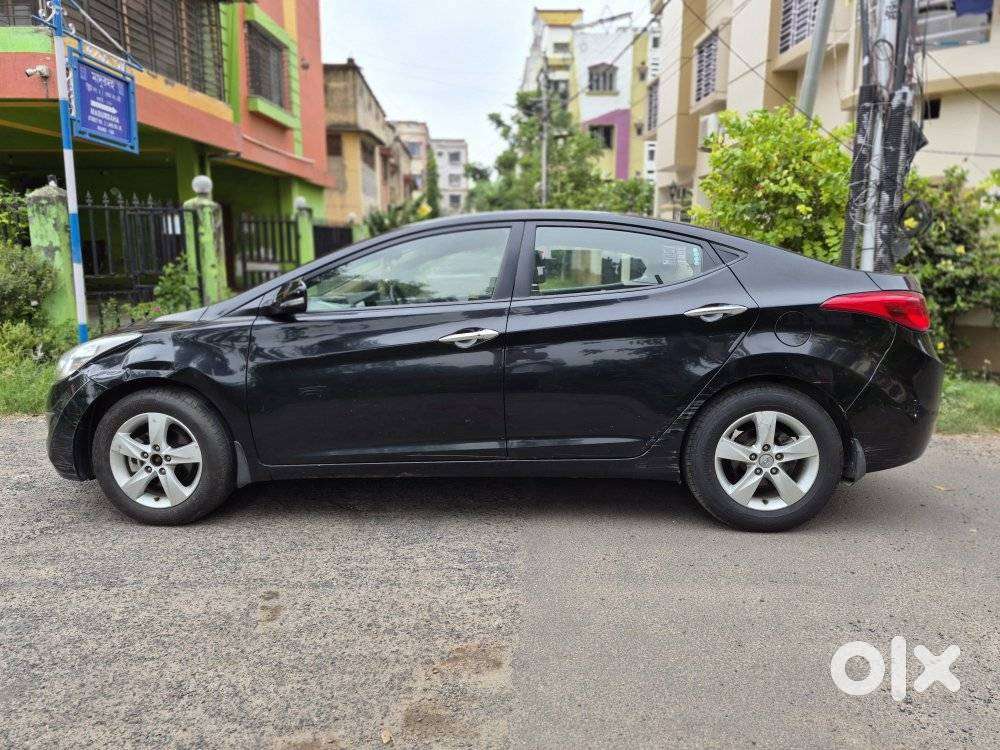 Hyundai Elantra 1.8 Sx Mt, 2013, Petrol