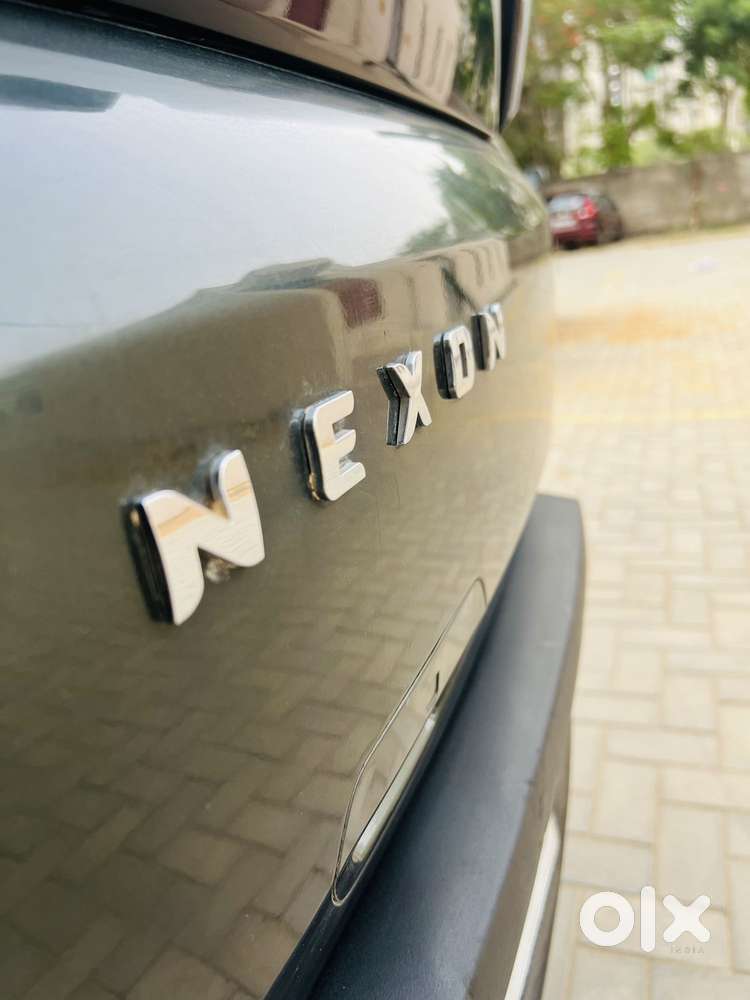 Tata Nexon 1.2 Revotron Xm Plus (s), 2023, Petrol
