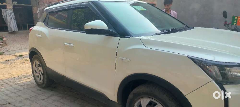 Mhindra Xuv 300 W6