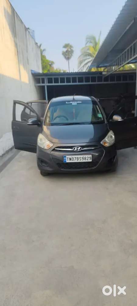 Hyundai I10 Car Low Km Drived Car