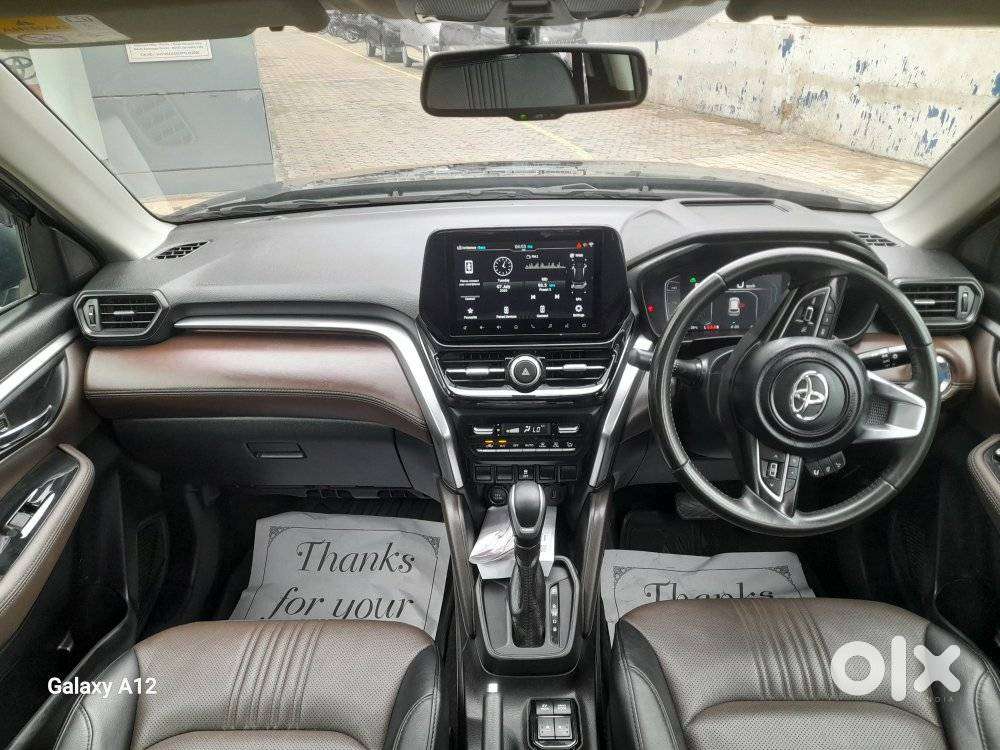 Toyota Urban Cruiser Hyryder 1.5 V Hybrid, 2024, Petrol
