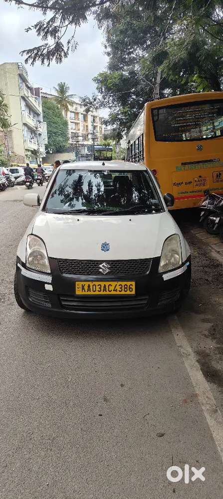 Maruti Suzuki Swift Dzire 2nd-owner, 2015