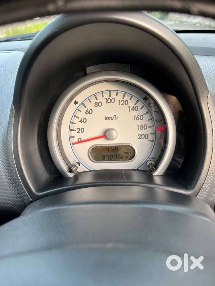 Maruti Suzuki Ritz Lxi, 2012, Petrol
