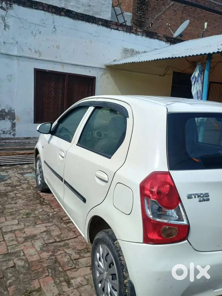 Toyota Etios Liva 2016 Variant