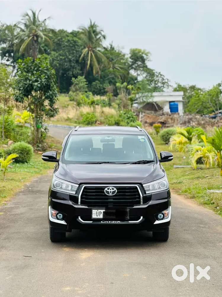 Toyota Innova Crysta 2.4 2016