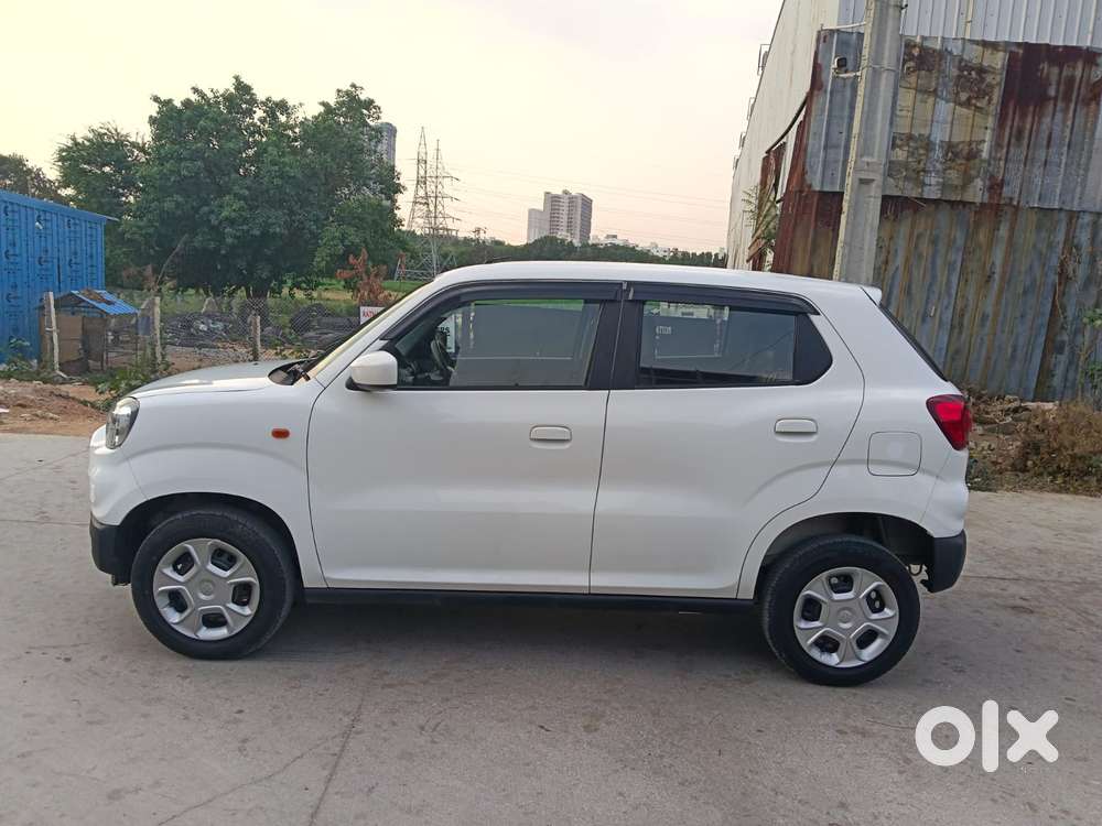 Maruti Suzuki S-presso Vxi Plus, 2023, Petrol