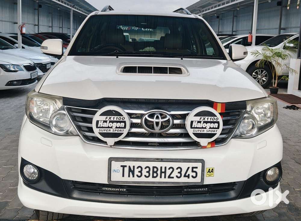 Toyota Fortuner 4x2 Manual, 2014, Diesel