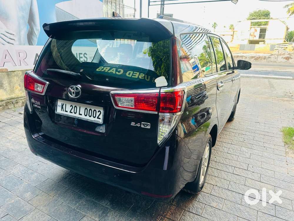 Toyota Innova Crysta 2.4 V 7 Str, 2017, Diesel