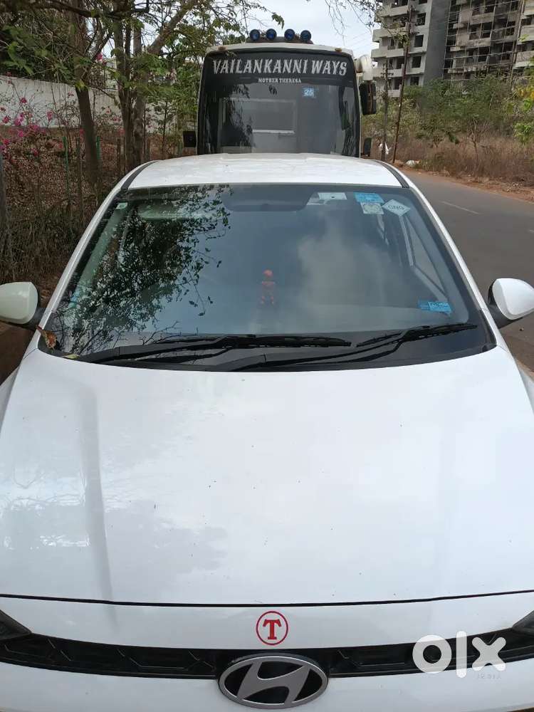 Taxi Hyundai Aura 2023 Cng+petrol  Top Varient