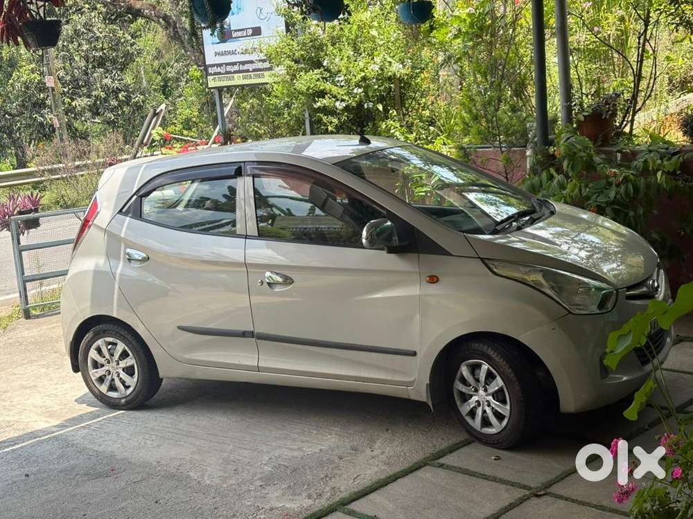 Hyundai Eon 2013 Petrol 98000 Km Driven
