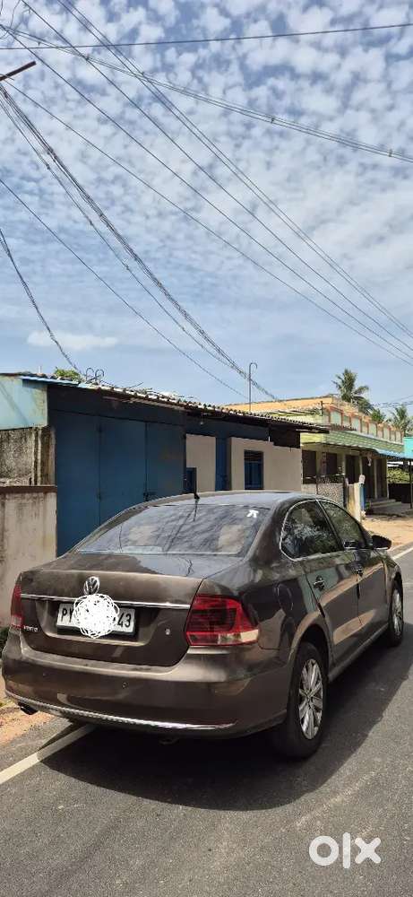 Volkswagen Vento Highline 2015