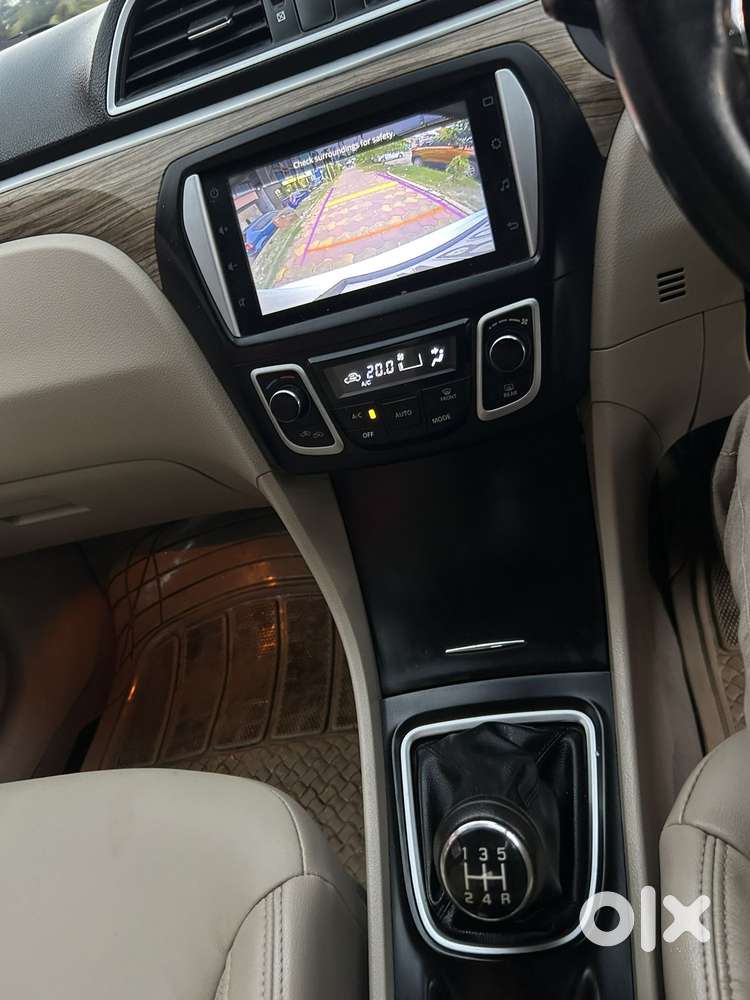 Maruti Suzuki Ciaz 1.5 Alpha Shvs Mt, 2021, Petrol