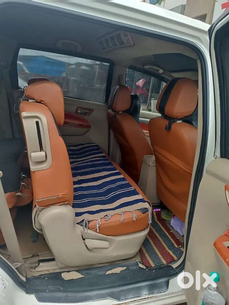 Maruti Suzuki Ertiga 2012