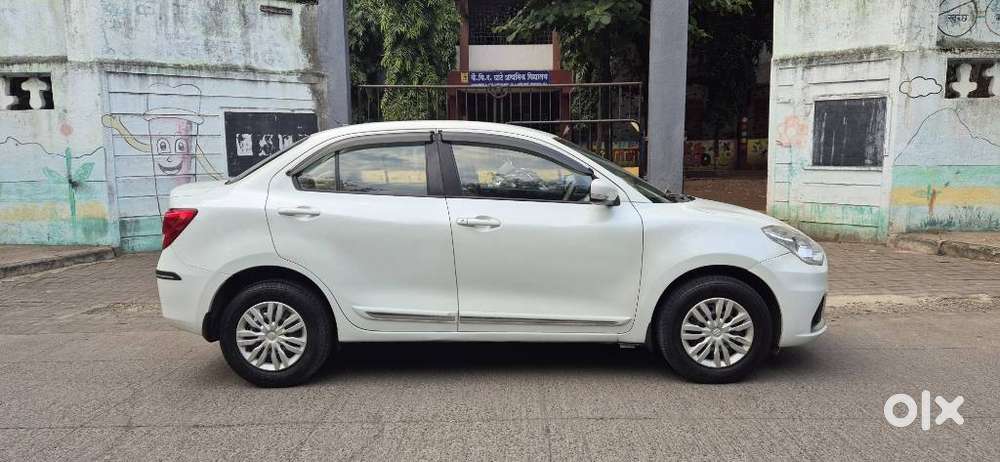 Maruti Suzuki Swift Dzire Amt Zxi Plus, 2018, Petrol