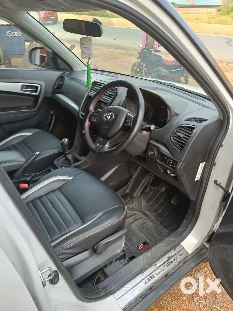 Toyota Urban Cruiser 2022 Petrol 70000 Km Driven
Model 2021reg2022