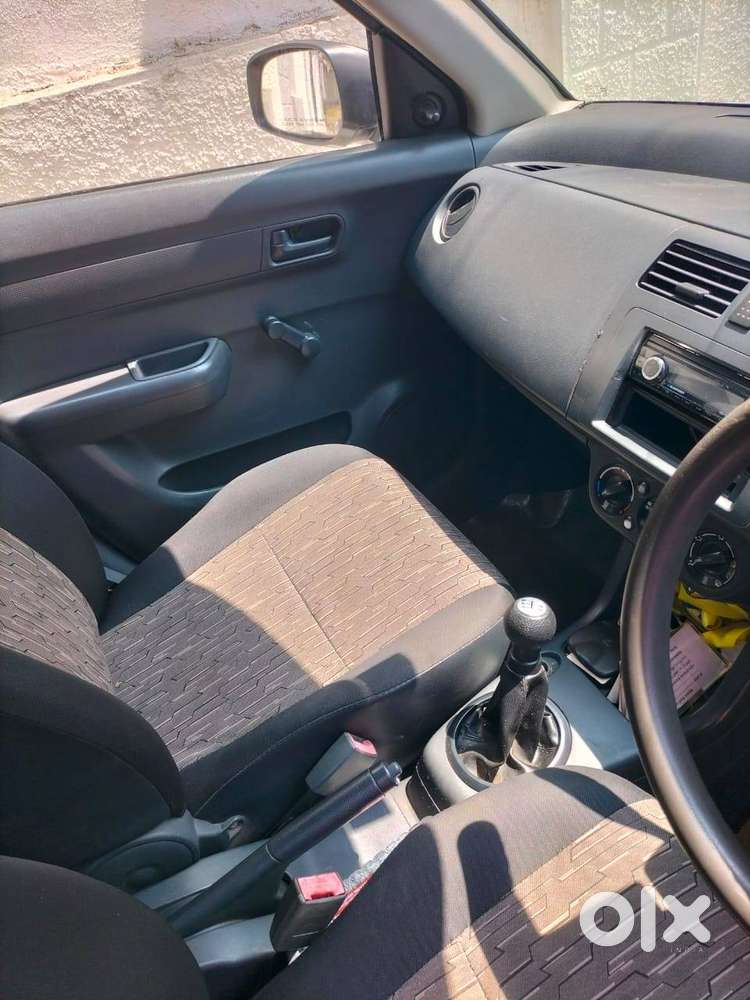 Maruti Suzuki Swift Dzire 2010 Petrol Well Maintained