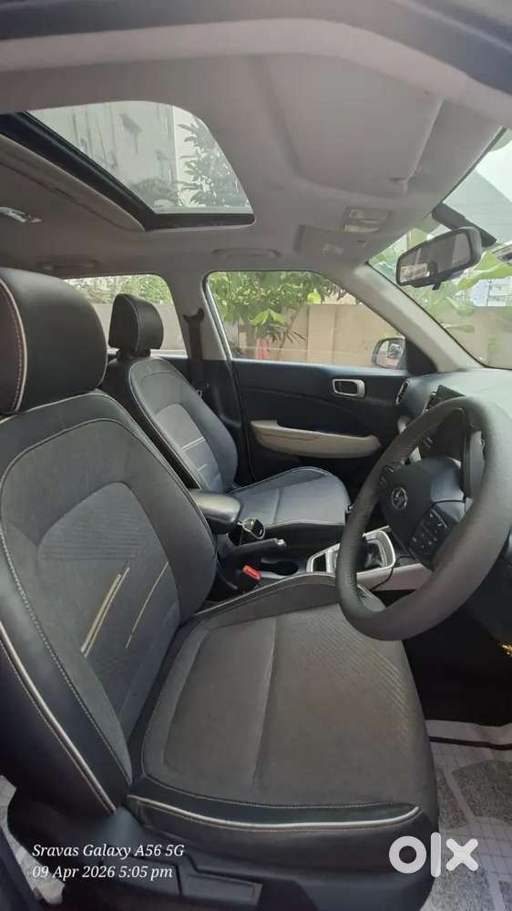 Hyundai Venue Diesel Sx(o) Duel Top End Model