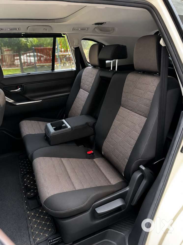 Toyota Innova Hycross 2.0 Vx (o) Hybrid 8 Str, 2026, Petrol