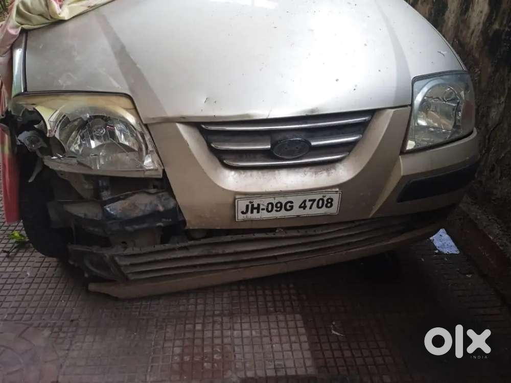 2nd Owner Hyundai Santro 2015
