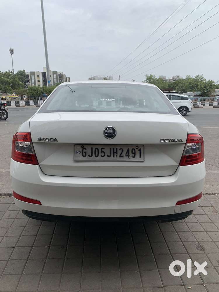 Skoda Octavia Elegance 2.0 Tdi At, 2014, Diesel